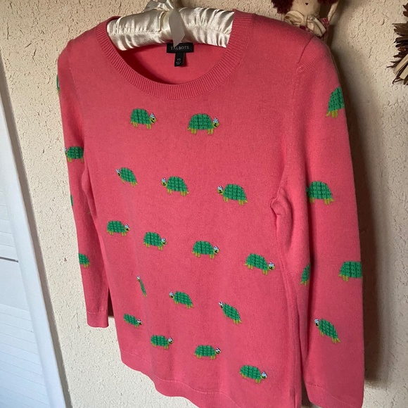 Talbots NWOT Cotton Sweater, Beaded turtles, XS, salmon - Picture 4 of 6